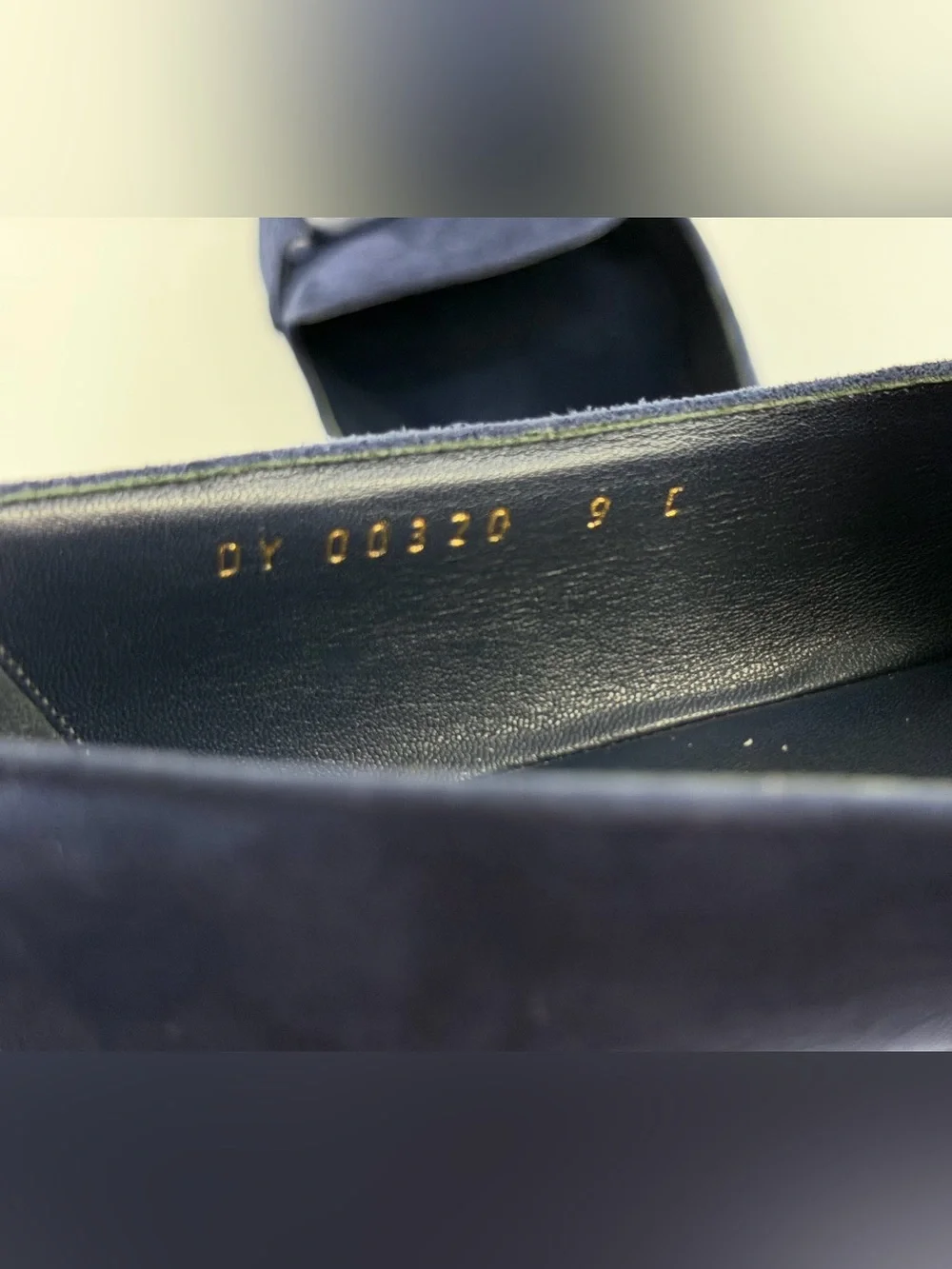 SALVATORE FERRAGAMO Navy Blue Trifoglio Loafer - size 9 C - Picture 11 of 13